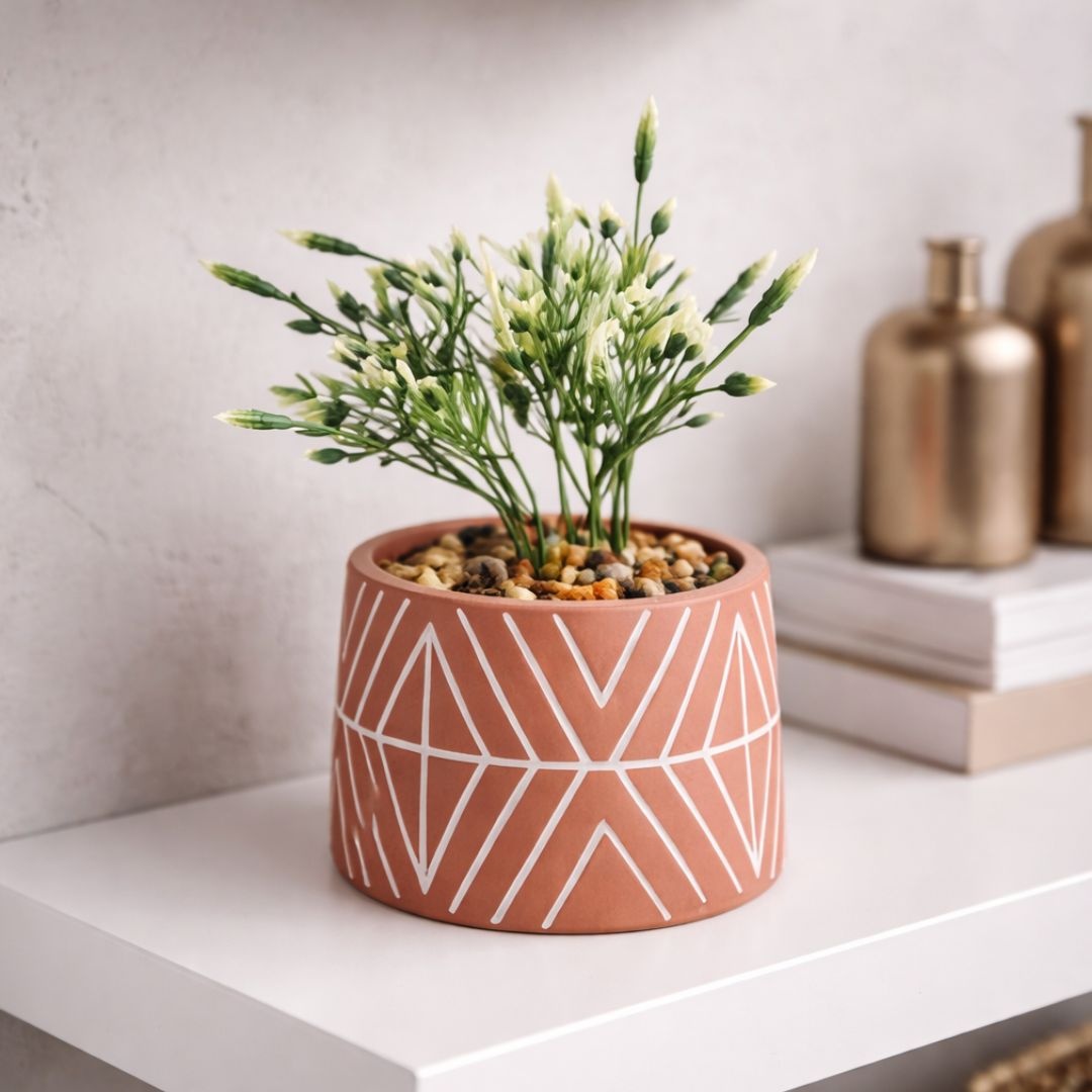 Plantă artificială decorativă 16 cm, în ghiveci ceramic roz cu model alb – design modern