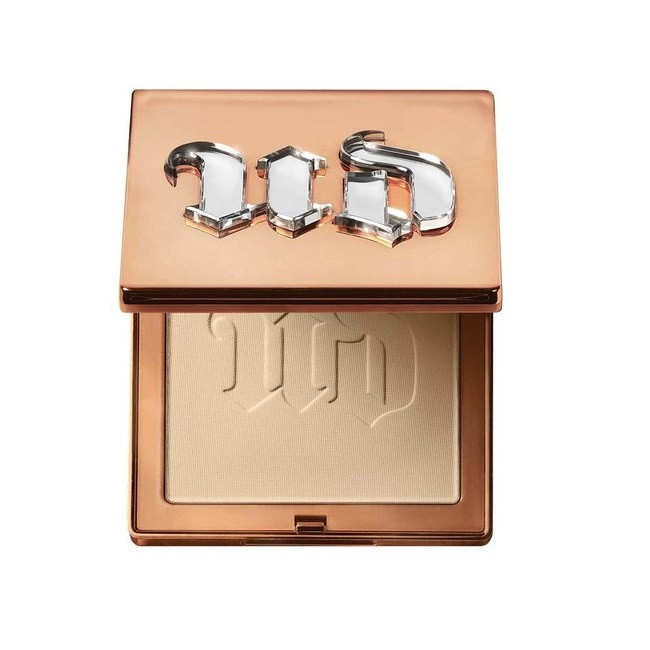 Fond de ten compact Urban Decay Stay Naked (Concentratie: Fond de ten, Gramaj: 6 g, Nuanta fond de t