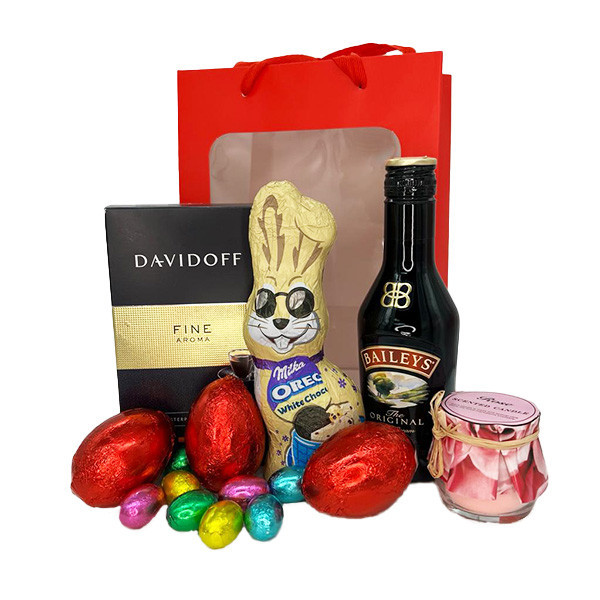 Pachet HappyEaster, Cafea Davidoff Fine Aroma, whisky Baileys’, lumanare parfumata cu mireasma de ro