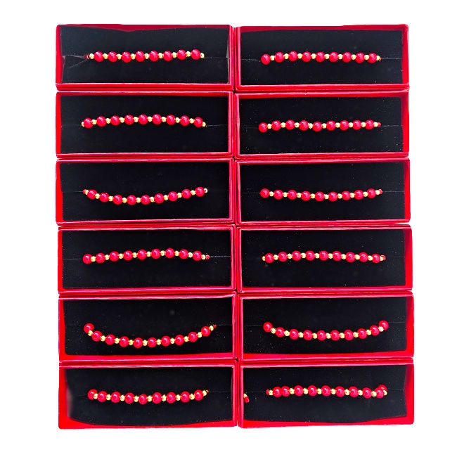 Pachet 12 bratari martisor handmade cu bile rosii si accente aurii