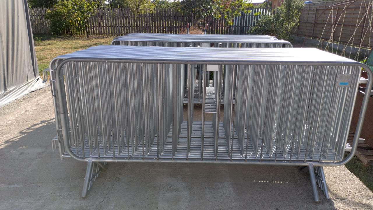 Panou gard mobil - MANNESMANN tip bariera - ZL25 ECO 2.5HDG - zincat termic - 19 bare - greutate 14.20 Kg - dimensiune 250x110 cm
