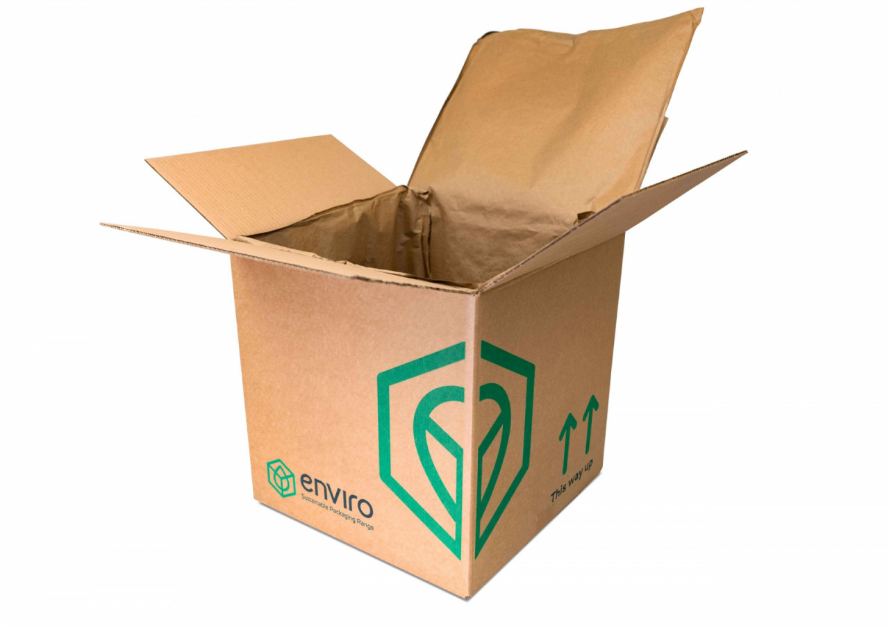 Cutie carton pereti dubli cu izolator termic - 100 reciclabil PLUUMO BOX - 260 x 260 x 260mm