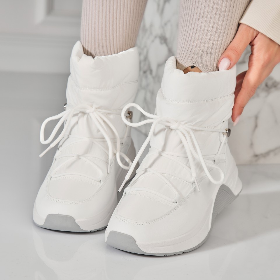 Poze Cizme Dama Imblanite Albe din Piele Ecologica Keyla