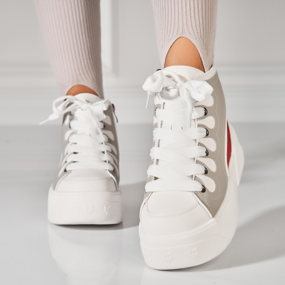 Poze Ghete Dama Imblanite Albe din Piele Ecologica Alivia