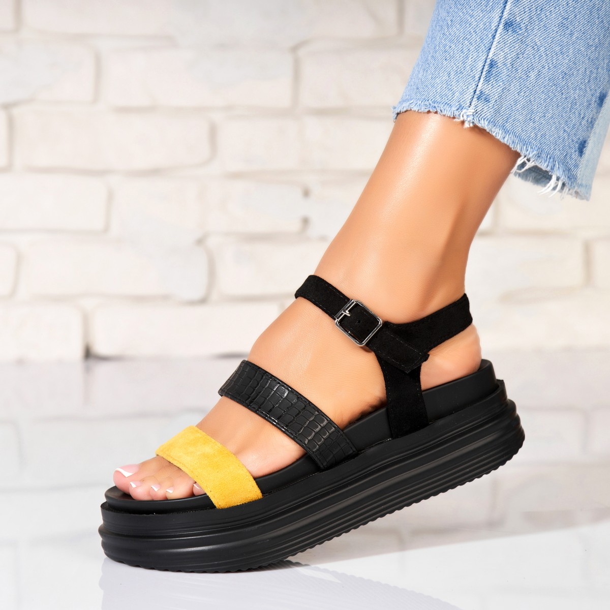 Poze Sandale dama cu platforma Galbene din Piele Ecologica Intoarsa Clayre