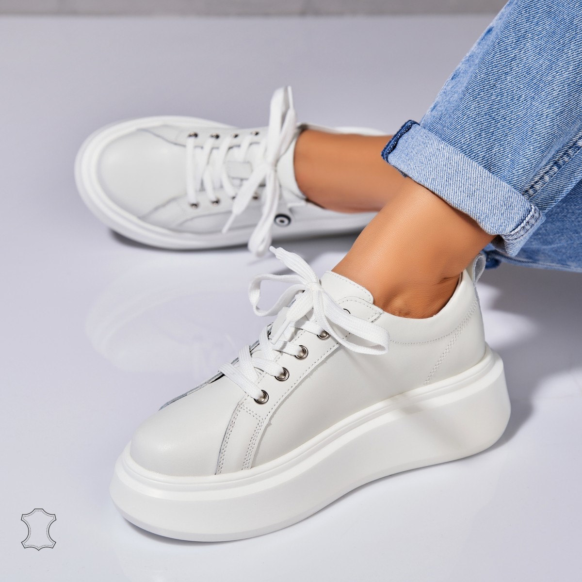 Poze Adidasi Piele Naturala Albi Tryce