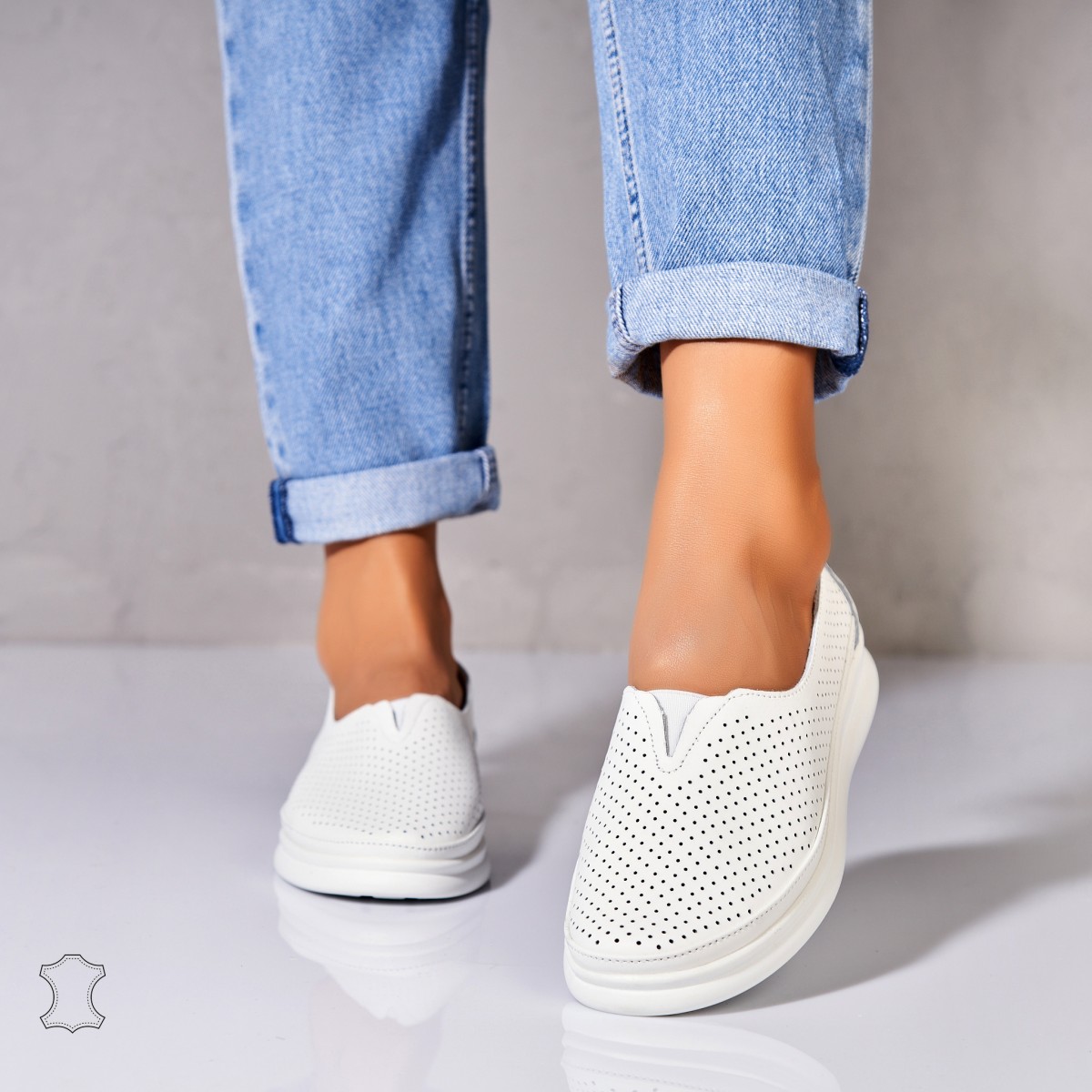 Poze Mocasini dama Piele Naturala Albi Zyere