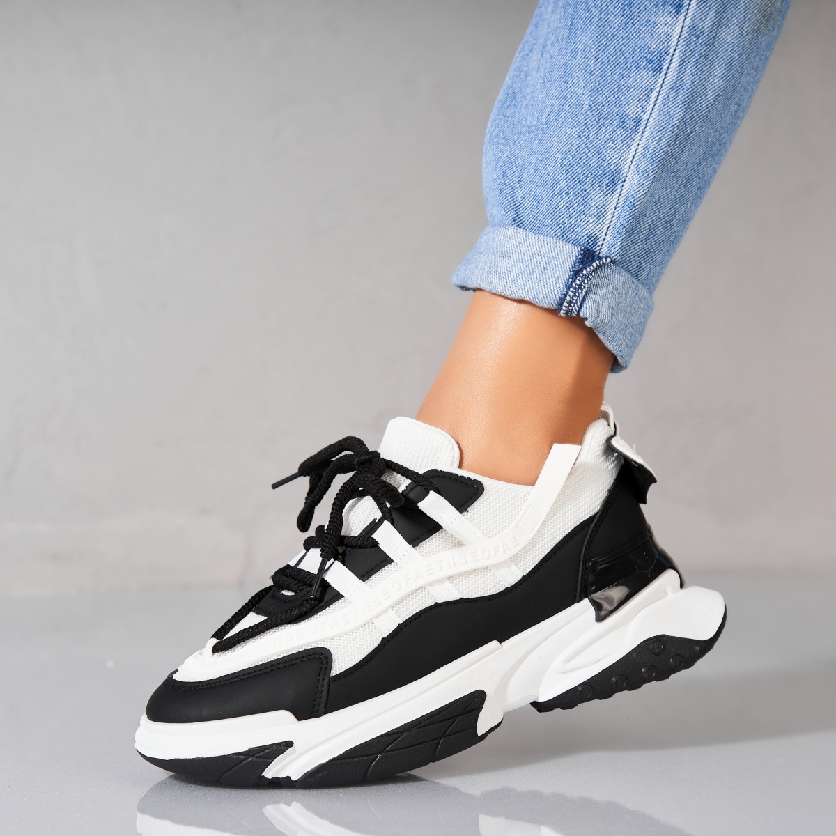 Poze Adidași damă Piele Ecologica Alb Lakyn