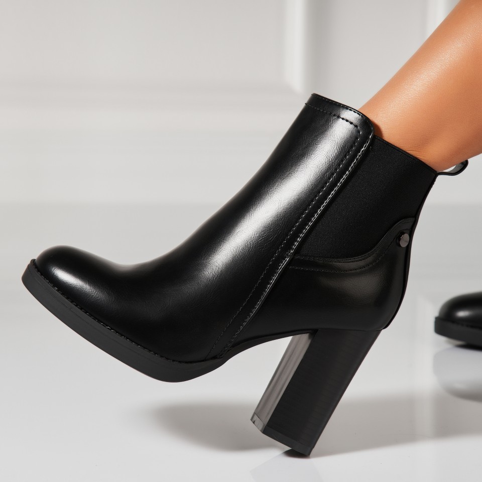 Poze Botine dama Imblanite Negre din Piele Ecologica Kenzle