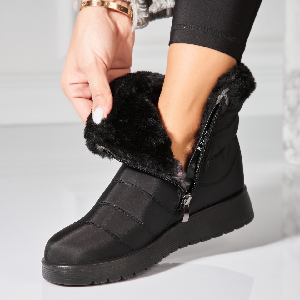 Poze Cizme Dama Imblanite Negre din Fas Itzayana