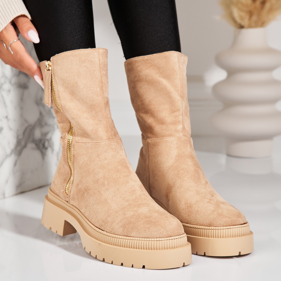 Poze Ghete Dama Imblanite Bej din Piele Ecologica Intoarsa Kysia