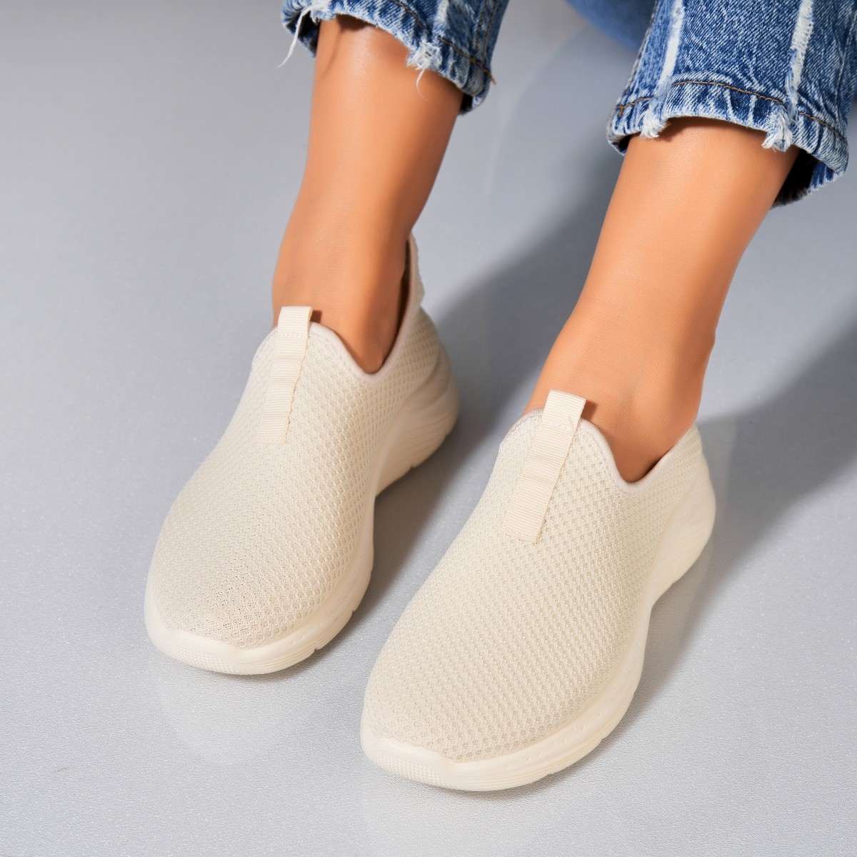 Poze Adidași damă Textil Bej Arami