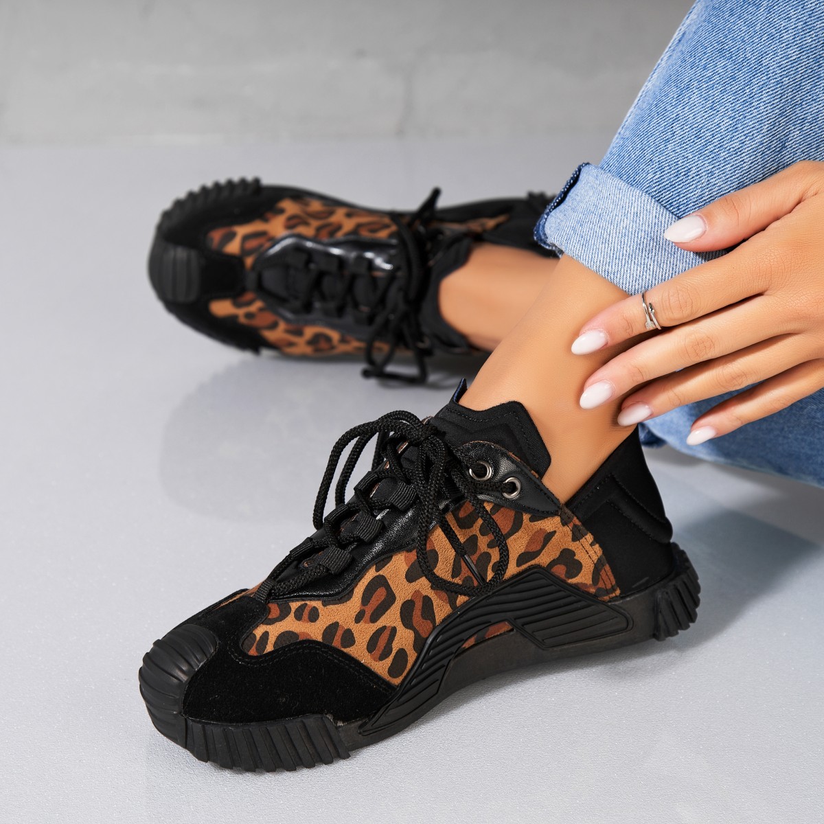 Poze Adidași damă Textil Negru Jolen