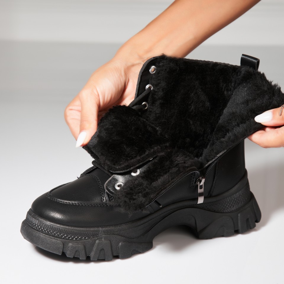 Poze Ghete Dama Imblanite Negre din Piele Ecologica Lexie