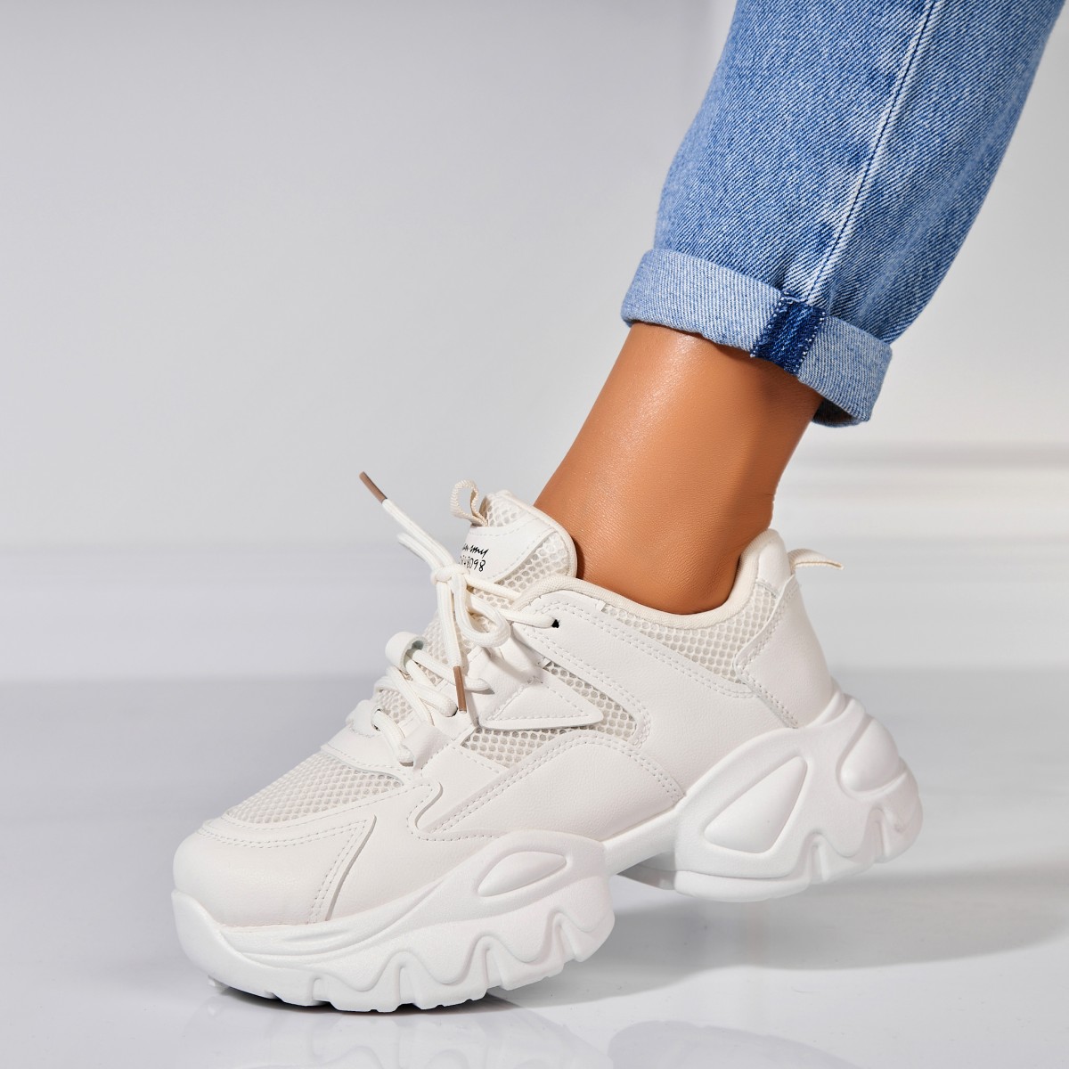 Poze Adidași damă Piele Ecologica Bej Halaya