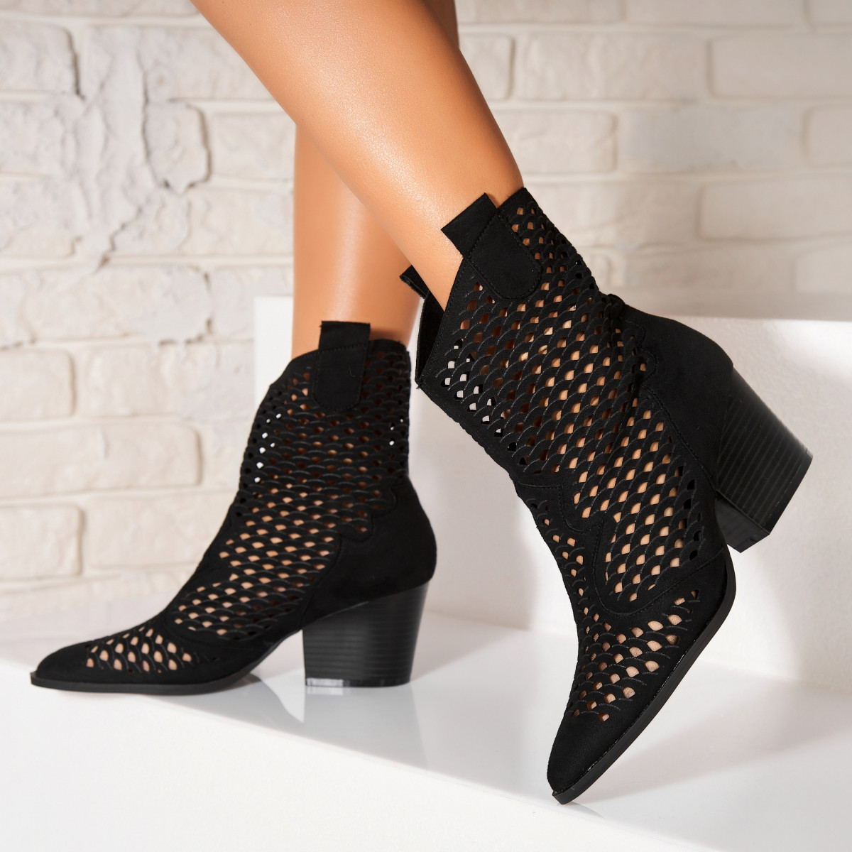 Poze Botine dama Elegante Negre din Piele Ecologica Intoarsa Jaise