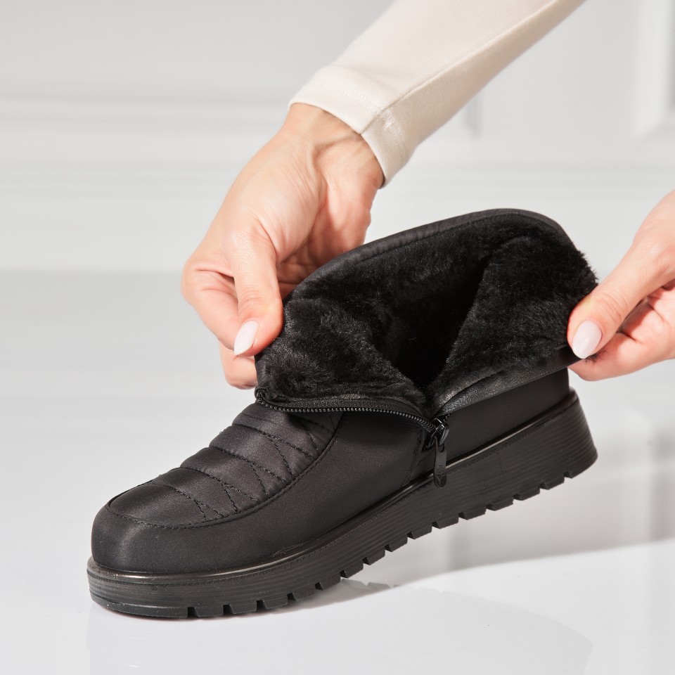 Poze Ghete Dama Imblanite Negre din Fas Ximena