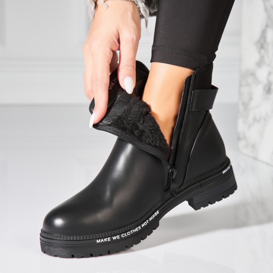 Poze Ghete Dama Imblanite Negre din Piele Ecologica Poppy