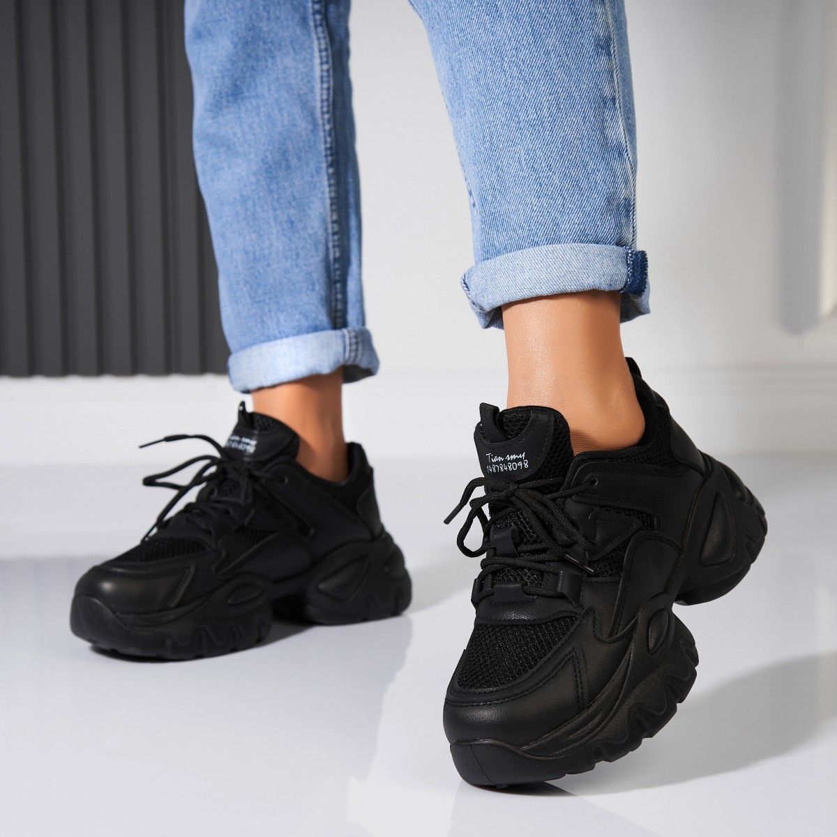 Poze Adidași damă Piele Ecologica Negru Halaya