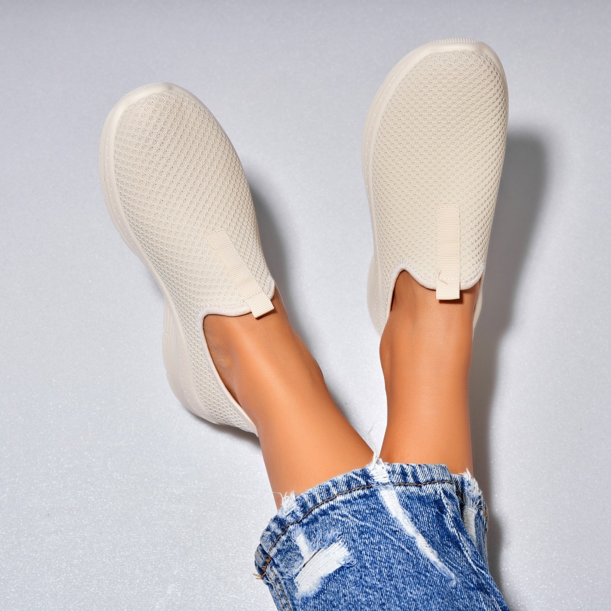 Poze Adidași damă Textil Bej Arami