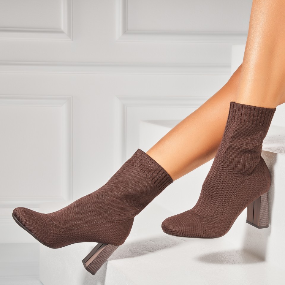 Poze Botine dama cu Toc Maro din Textil Nyomi