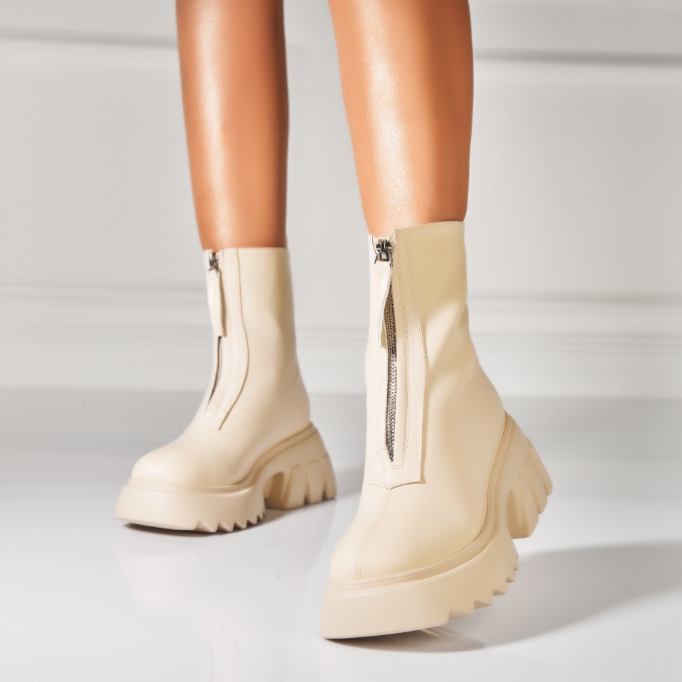 Poze Ghete Dama Imblanite Bej din Piele Ecologica Emrey