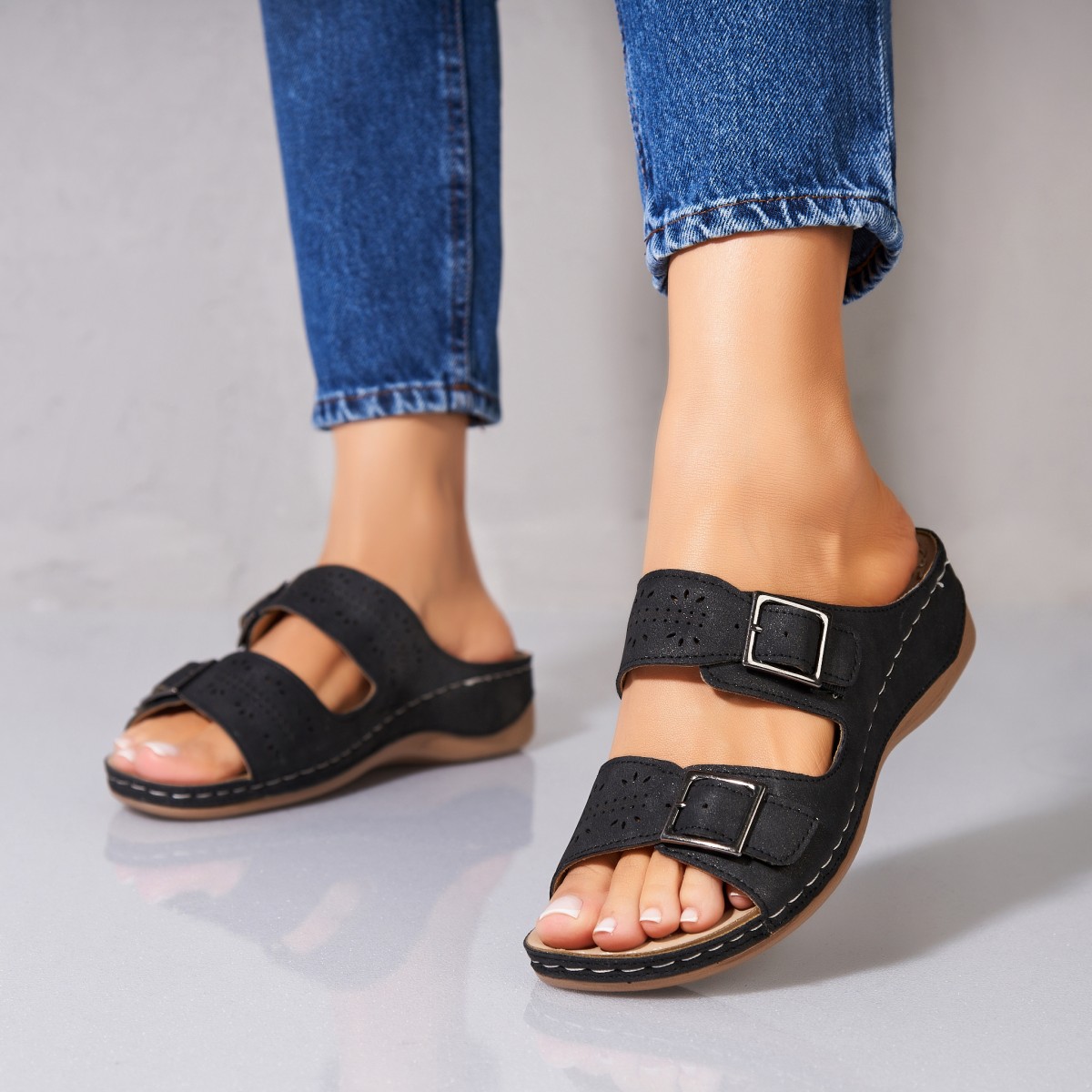 Poze Papuci/Slapi Negri din Piele Ecologica Irene