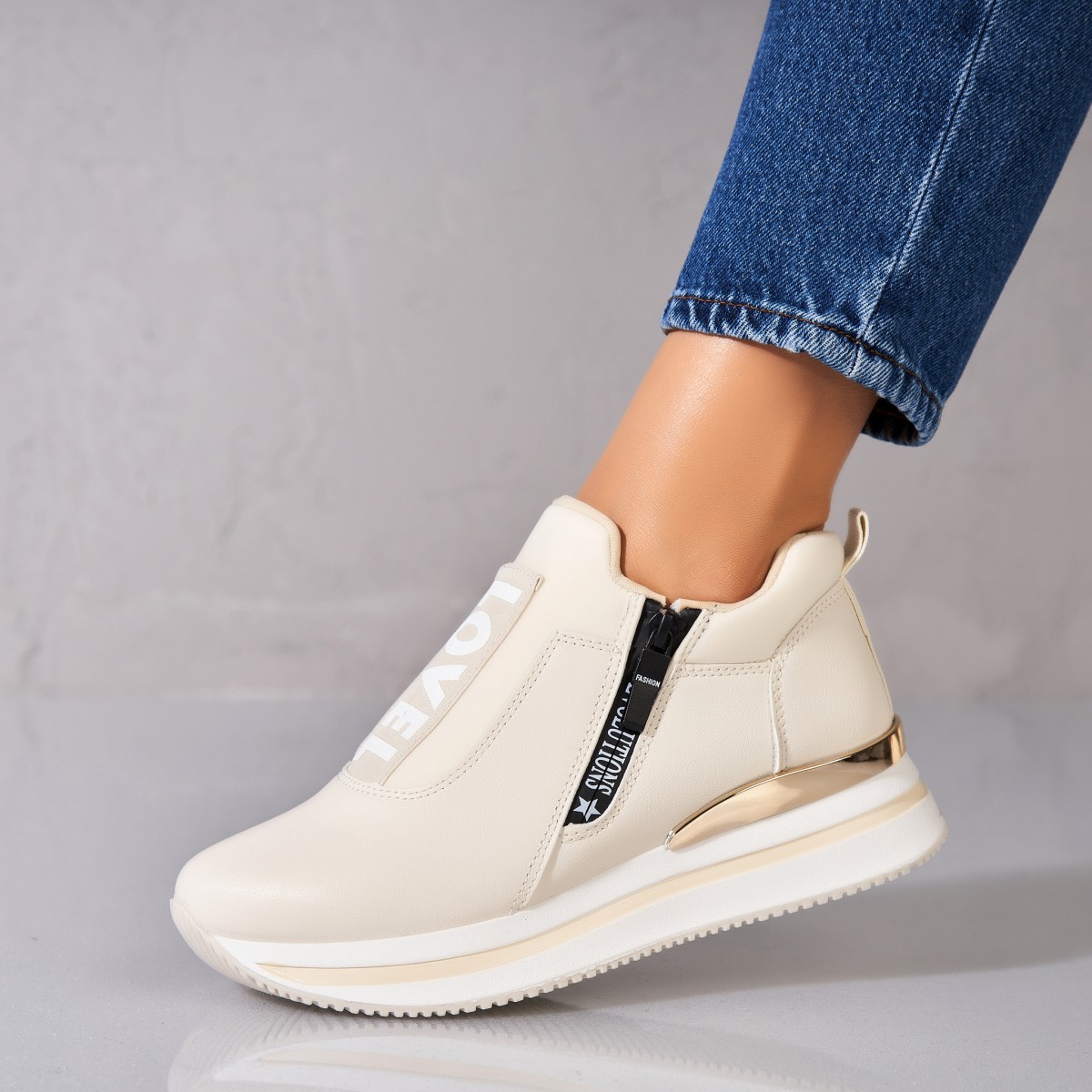 Poze Adidași damă Piele Ecologica Bej Rylan