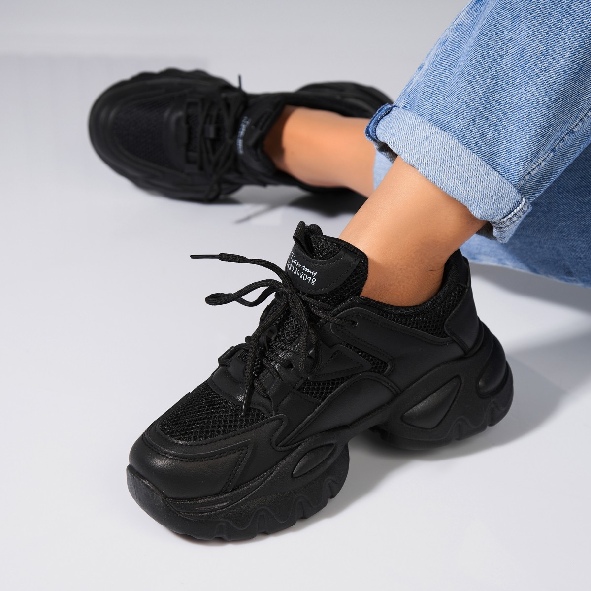 Poze Adidași damă Piele Ecologica Negru Halaya