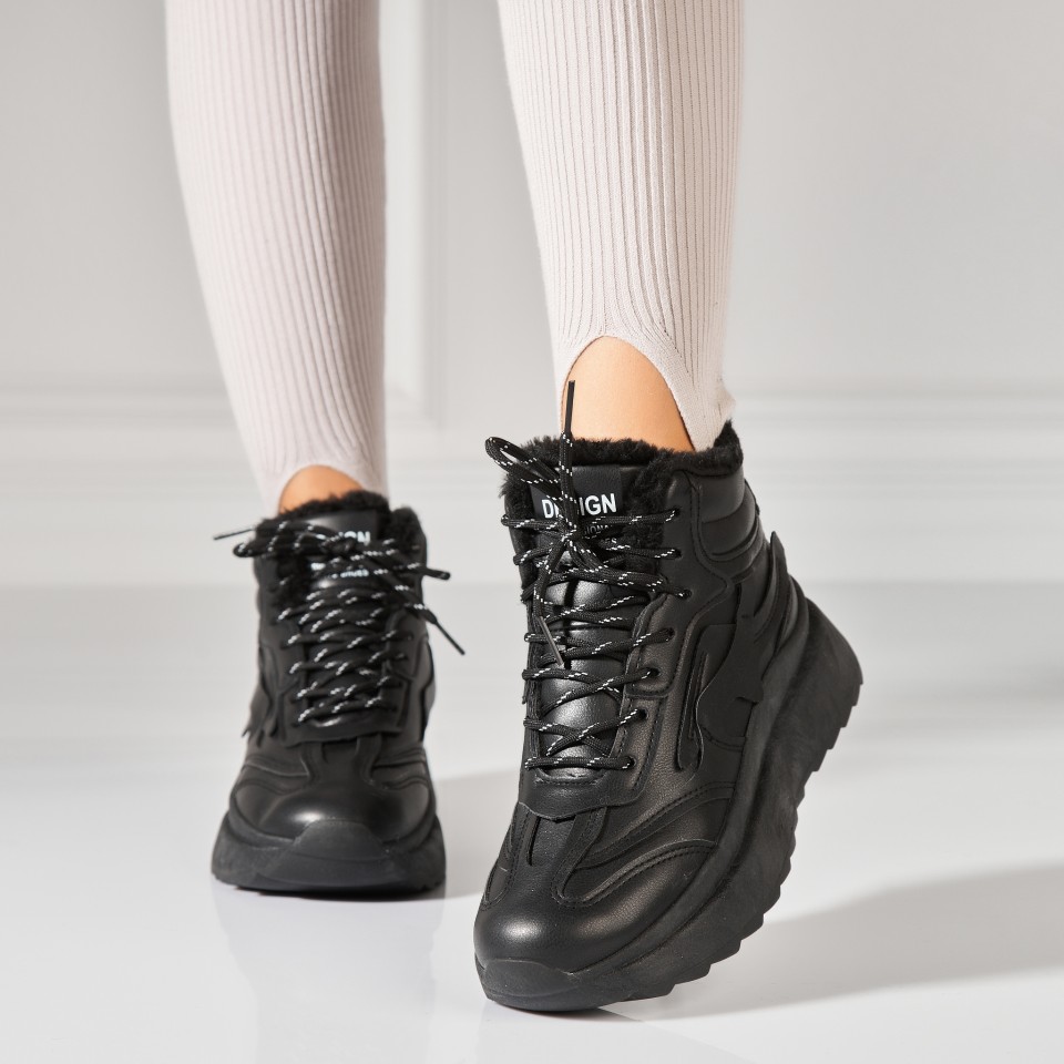 Poze Ghete Dama Imblanite Negre din Piele Ecologica Rania