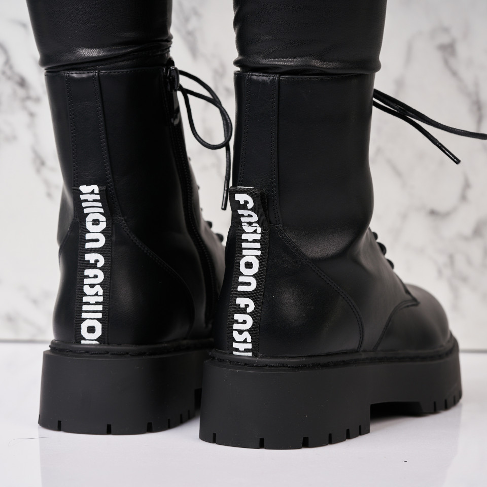 Poze Ghete Dama Imblanite Negre din Piele Ecologica Jazveen