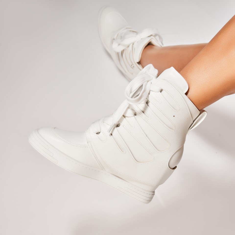 Poze Ghete Dama Toamna Albe din Piele Ecologica Czarina