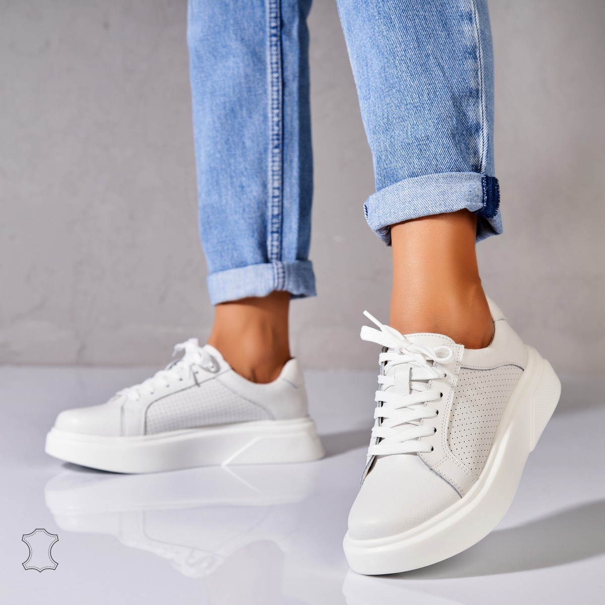 Poze Adidasi Piele Naturala Albi Sivan