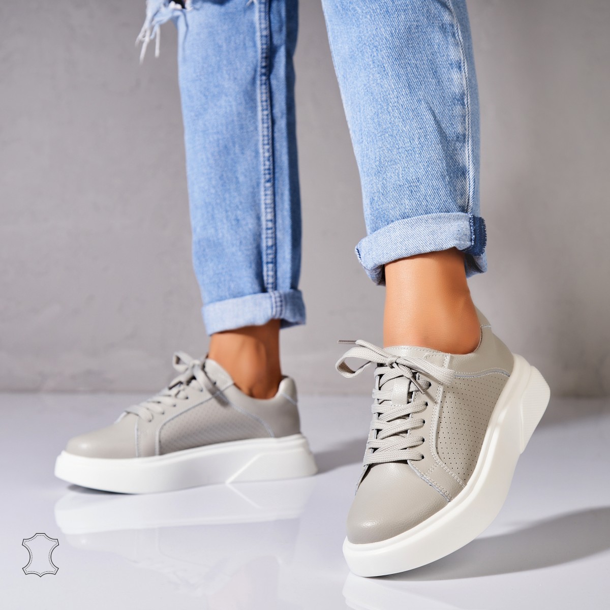 Poze Adidasi Piele Naturala Gri Sivan