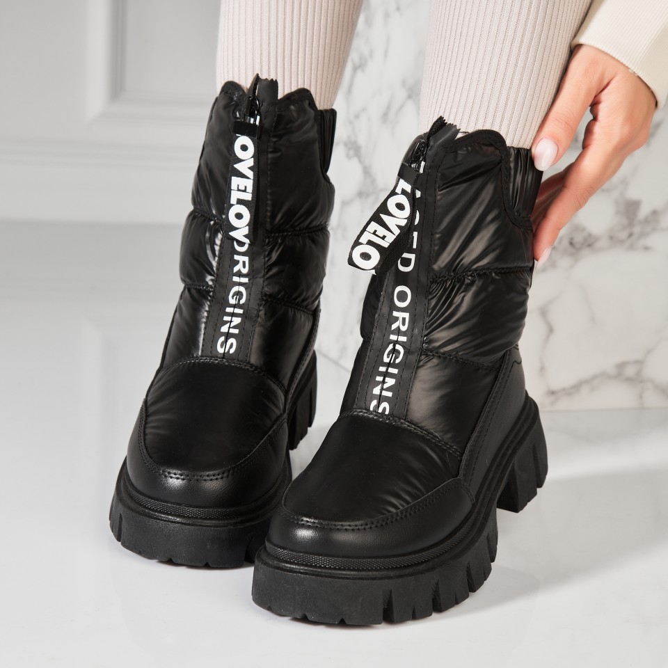 Poze Ghete Dama Imblanite Negre din Piele Ecologica Sasha