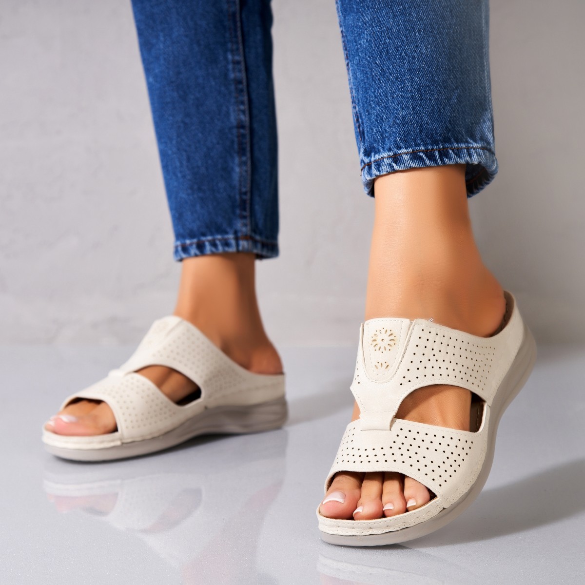 Poze Papuci/Slapi Bej din Piele Ecologica Alani