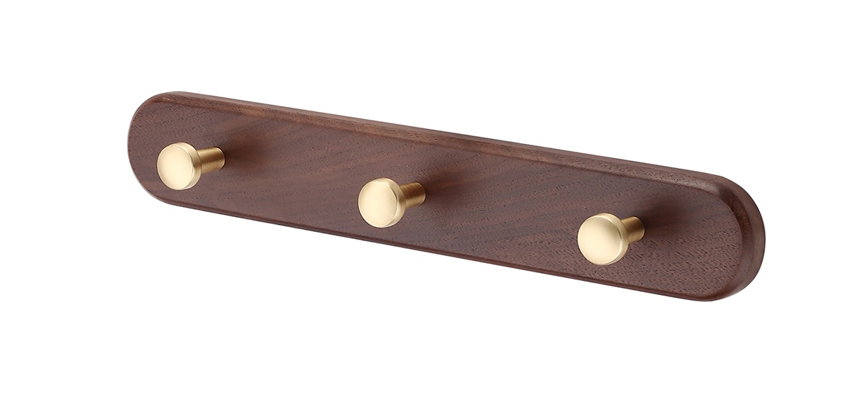Cuier perete model TAPIO, 3 | 5 carlige, finisaj nuc/auriu mat