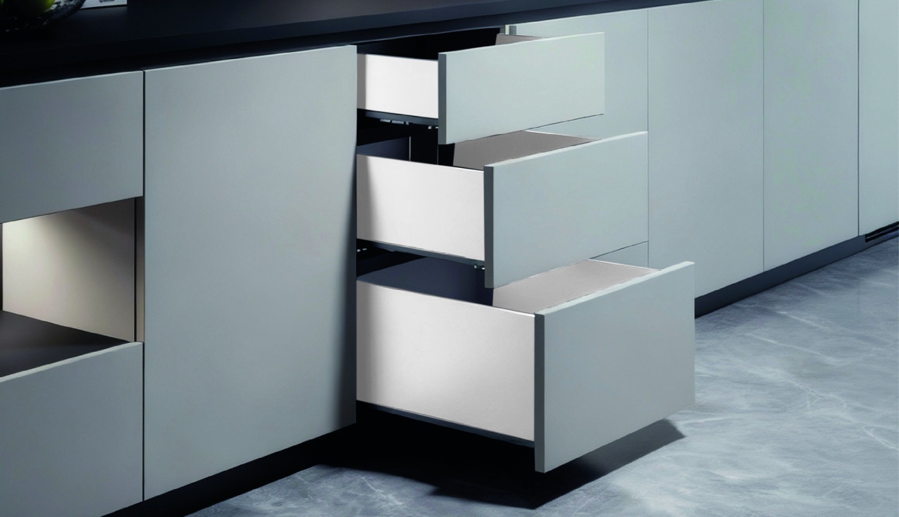Set laterale metalice sertar IDEALBOX Slim, H 131 mm, pentru glisiere cu reglaj 5D, L 300 - 500 mm, alb