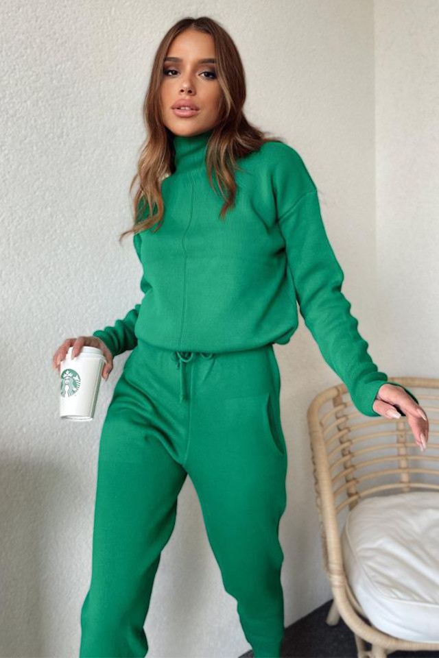 Compleu din tricot Tania, bluza cu guler pe gat, pantaloni cu snur si buzunare ascunse, Verde, Marime: OneSize: S/M