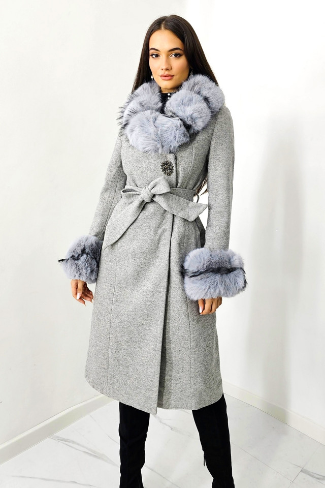Palton elegant Anastasia, cu brosa, mansete si guler din blana ecologica, Gri