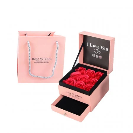 Cutie pentru accesorii "Love Wishes" cu sertar, 9 trandafiri de sapun, felicitare si punga de cadou, Roz
