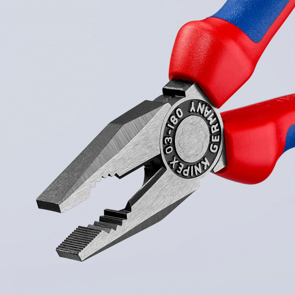 Poze Cleste combinat - patent 03 02 180