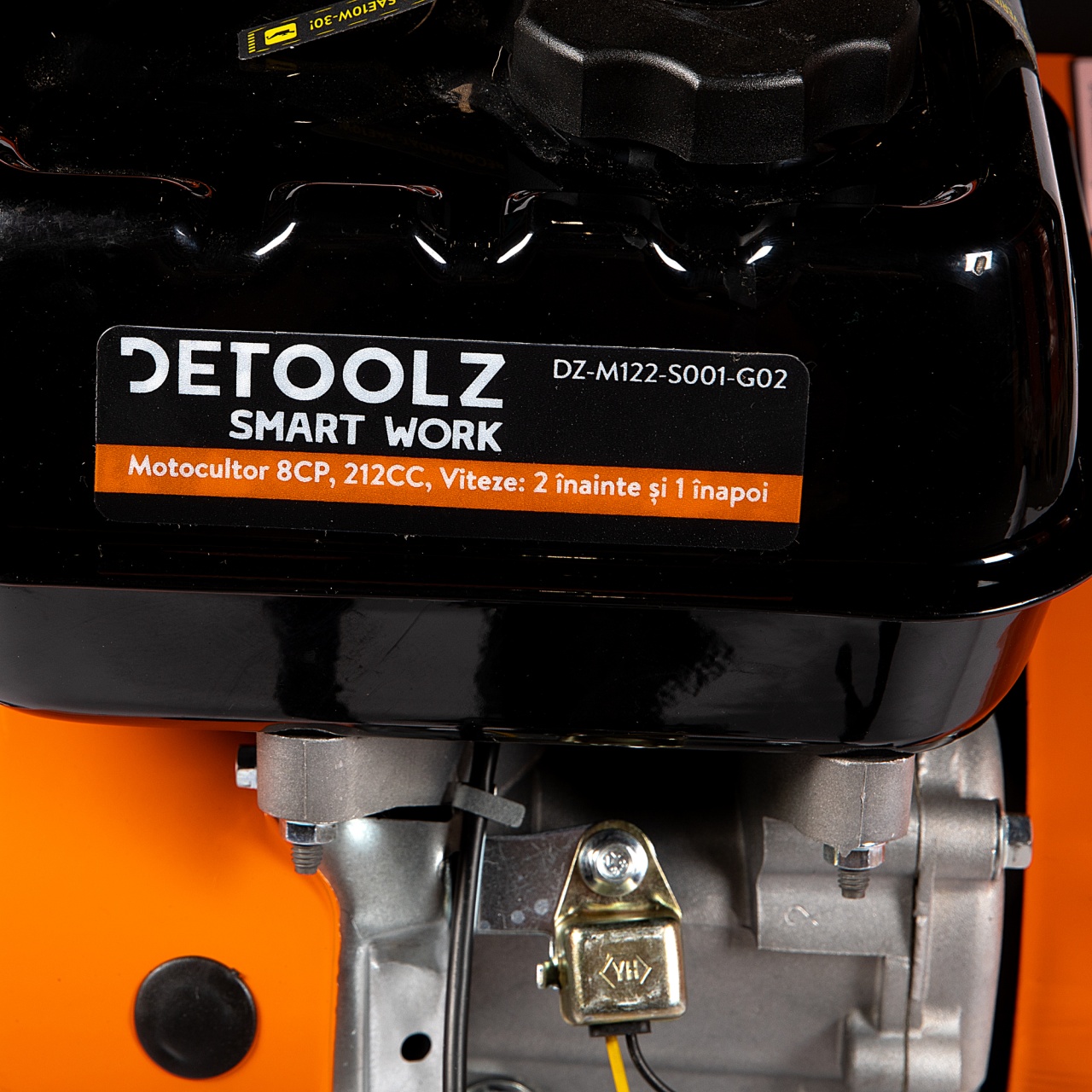 Motocultor Detoolz 8cp 212cc, benzina 4T, 3 viteze, pornire manuala, cu roti - imagine 2