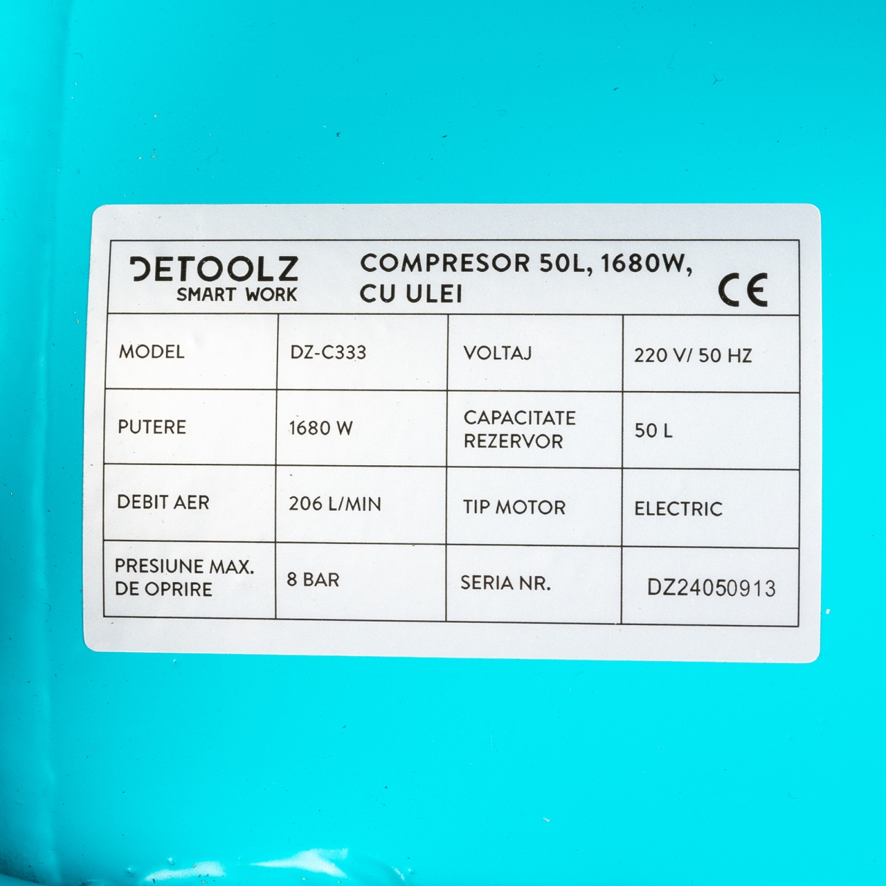 Compresor Detoolz 50L cu ulei, 1680 W, debit 206L/min, 8 bar, 2 prize de aer [1]