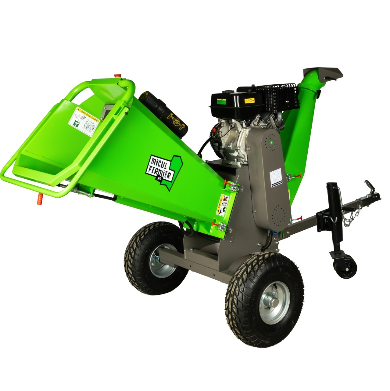 Tocator de crengi Micul Fermier, motor benzina 15 CP, cu carlig de remorcare, 150 mm diametru maxim de taiere, pentru rumegus [5]