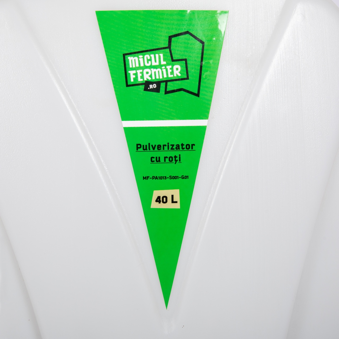 Pulverizator cu acumulator Micul Fermier, volum 40 litri, cu roti [3]