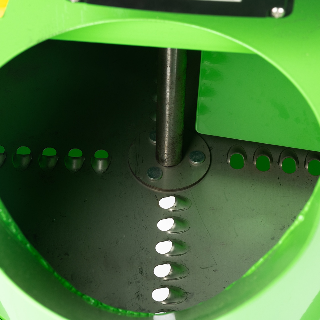 Razatoare de legume si fructe fara samburi Micul Fermier, 1.1KW, capacitate de productie 1200Kg/h, volum 35L [4]