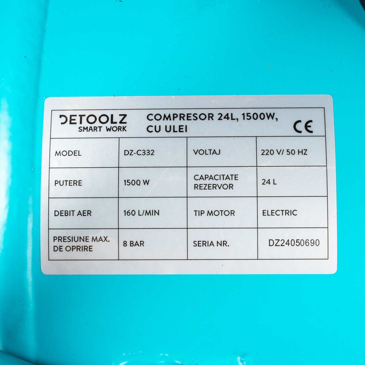 Compresor Detoolz 24L cu ulei, 1500 W, debit 160L/min, 8 bar, 2 prize de aer [1]
