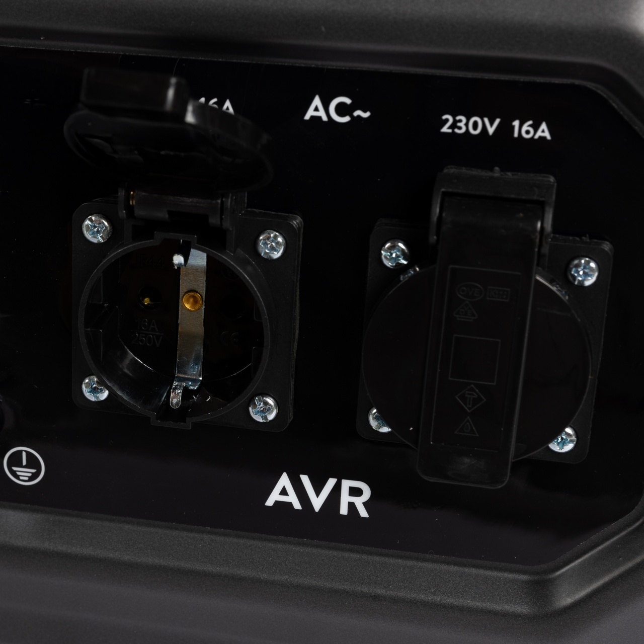 Generator Detoolz 2.5kW 2 prize 230V benzina, 4T, pornire manuala 15L fara roti G01 [5]