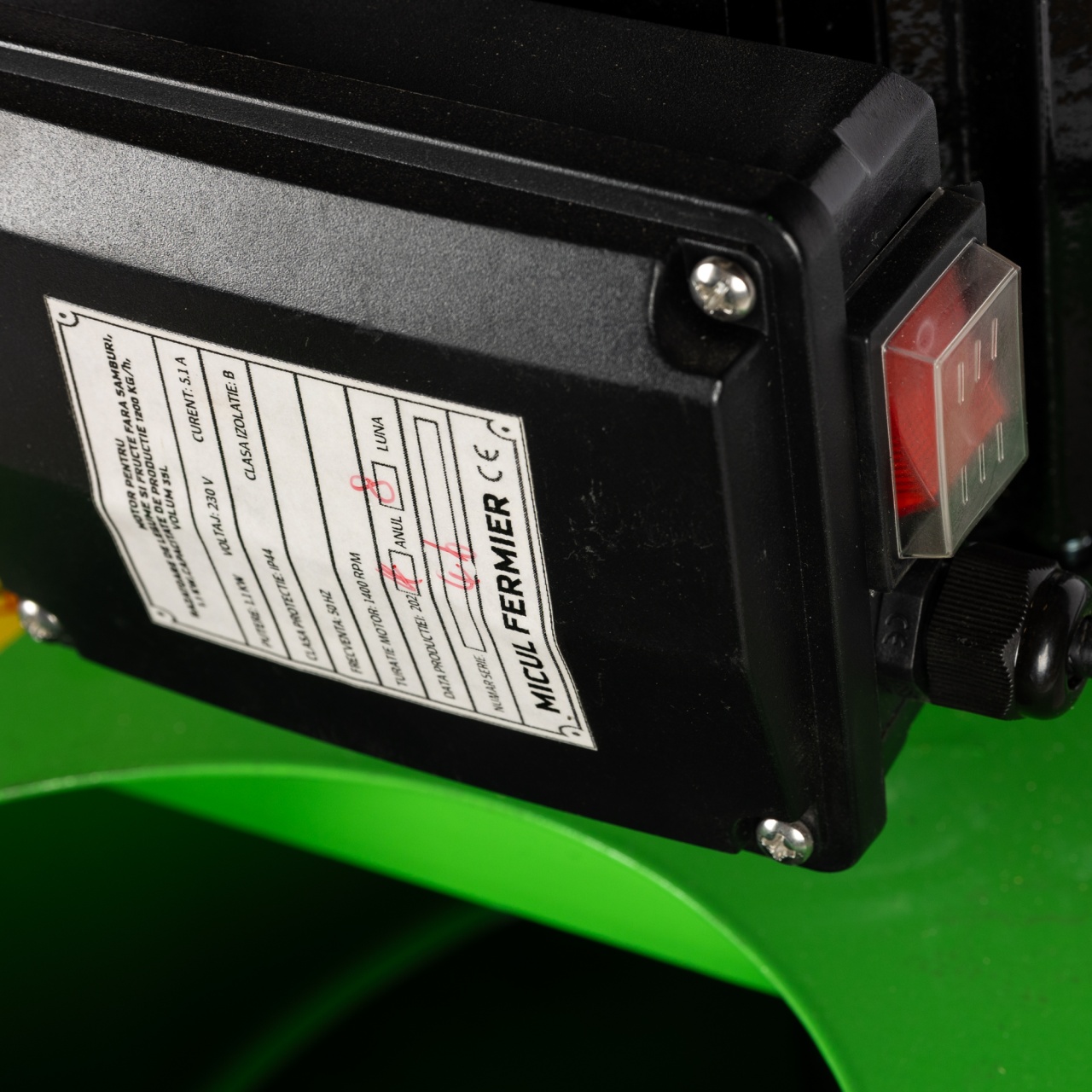 Razatoare de legume si fructe fara samburi Micul Fermier, 1.1KW, capacitate de productie 1200Kg/h, volum 35L [6]